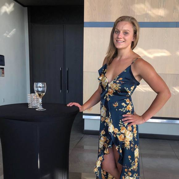 Meet your Posher, Brigitte - Picture 1 of 1